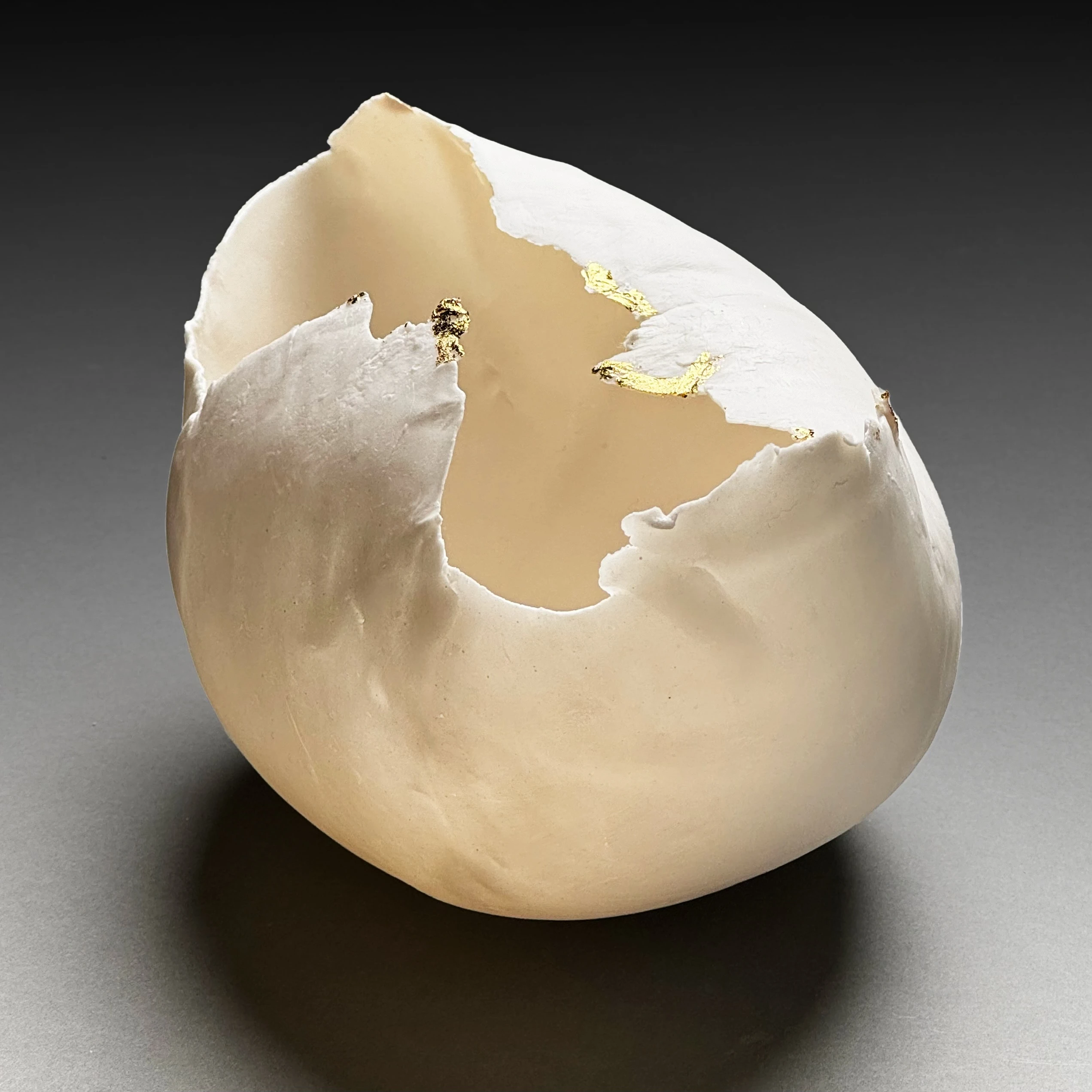 Image accompanying Anna Kasabian’s class note about her porcelain sculpture Clare De Lune.